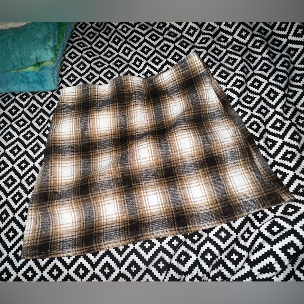 Plaid mini skirt